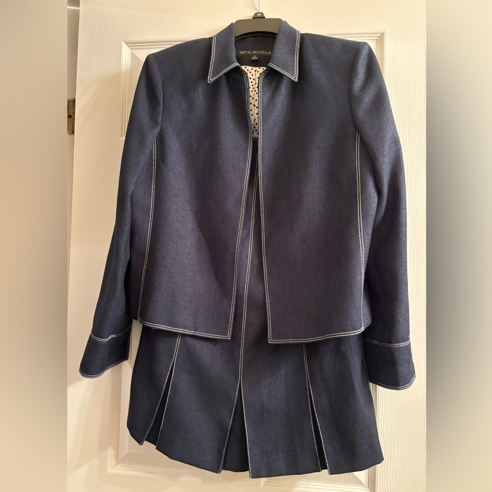 Nipon Boutique Navy/White Stitching suit. Size 12.